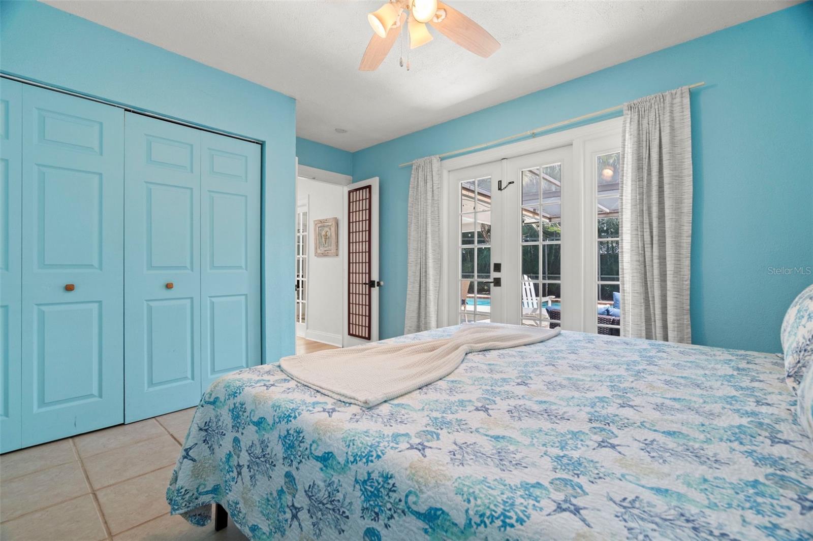 HARBOR HILL PARK - Residential