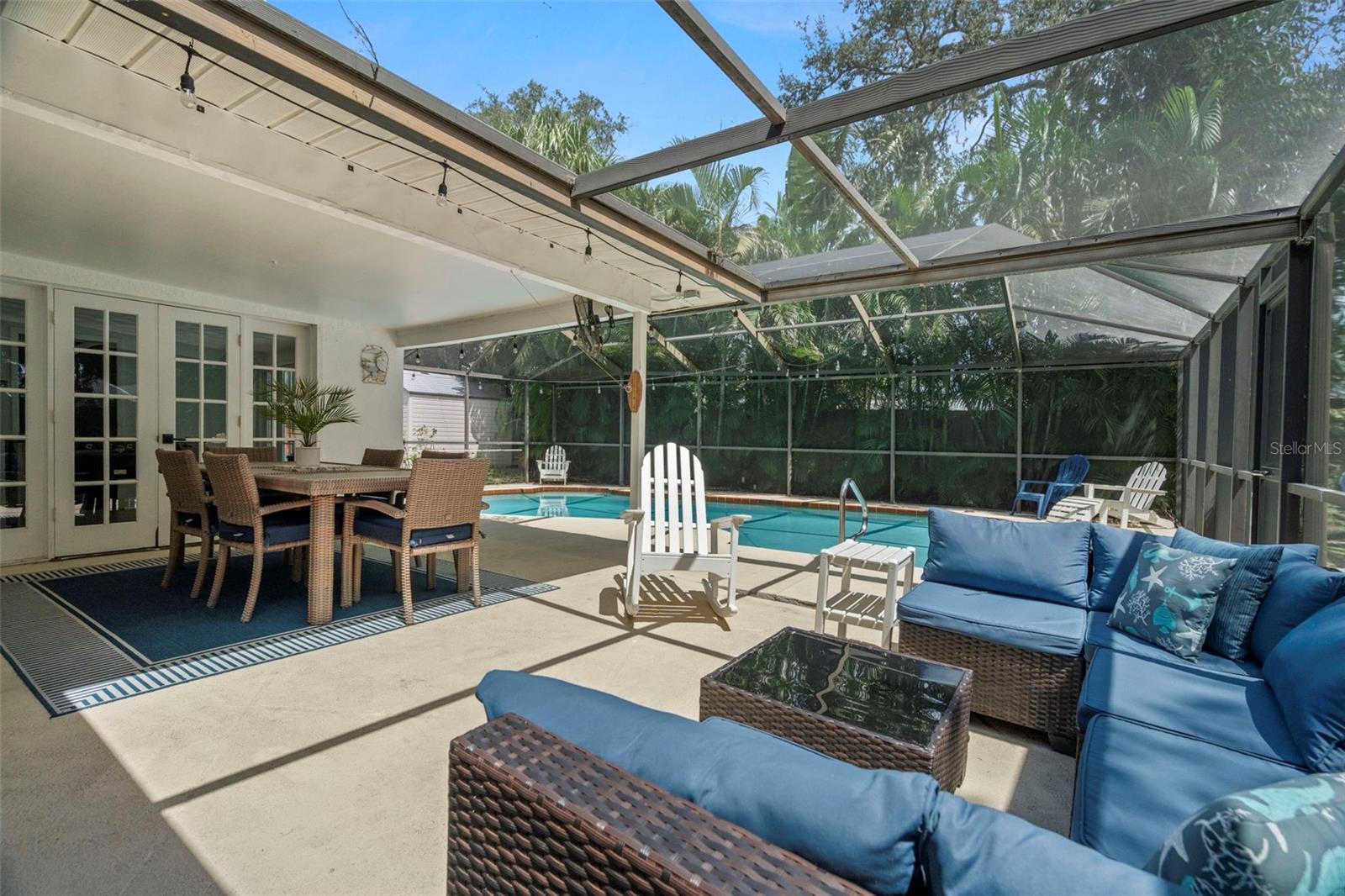 HARBOR HILL PARK - Residential