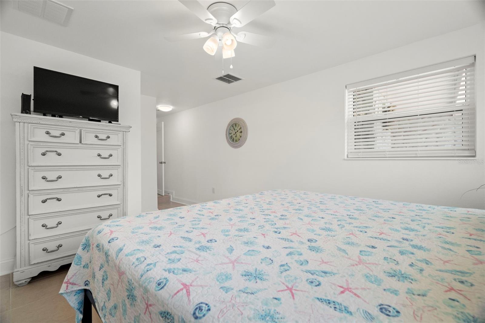 HARBOR HILL PARK - Residential