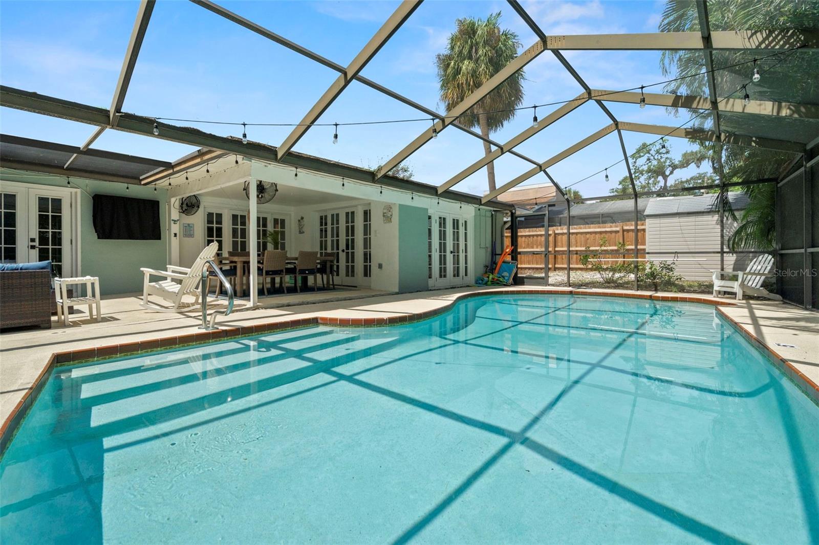 HARBOR HILL PARK - Residential