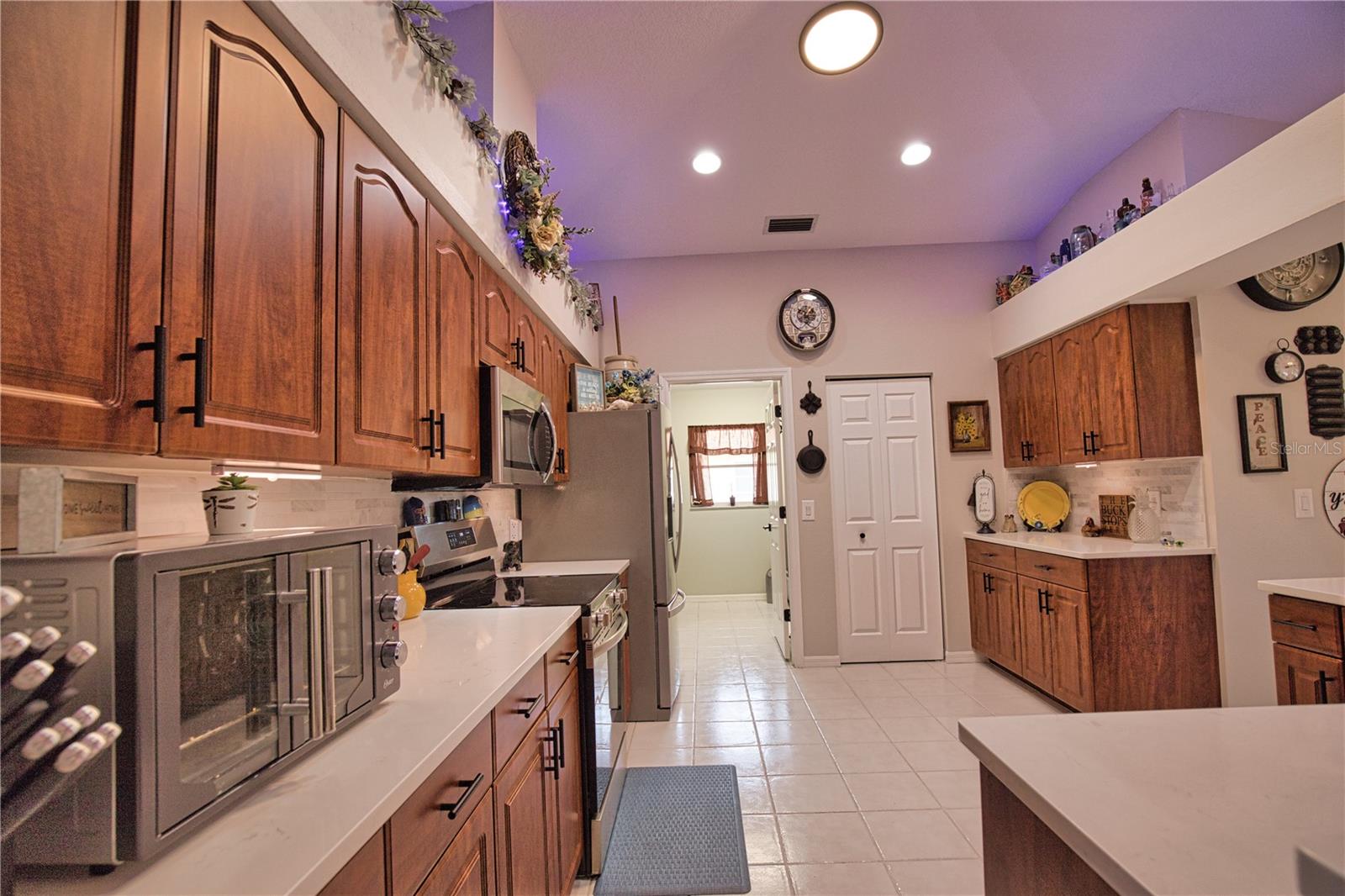 ROTONDA WEST WHITE MARSH - Residential