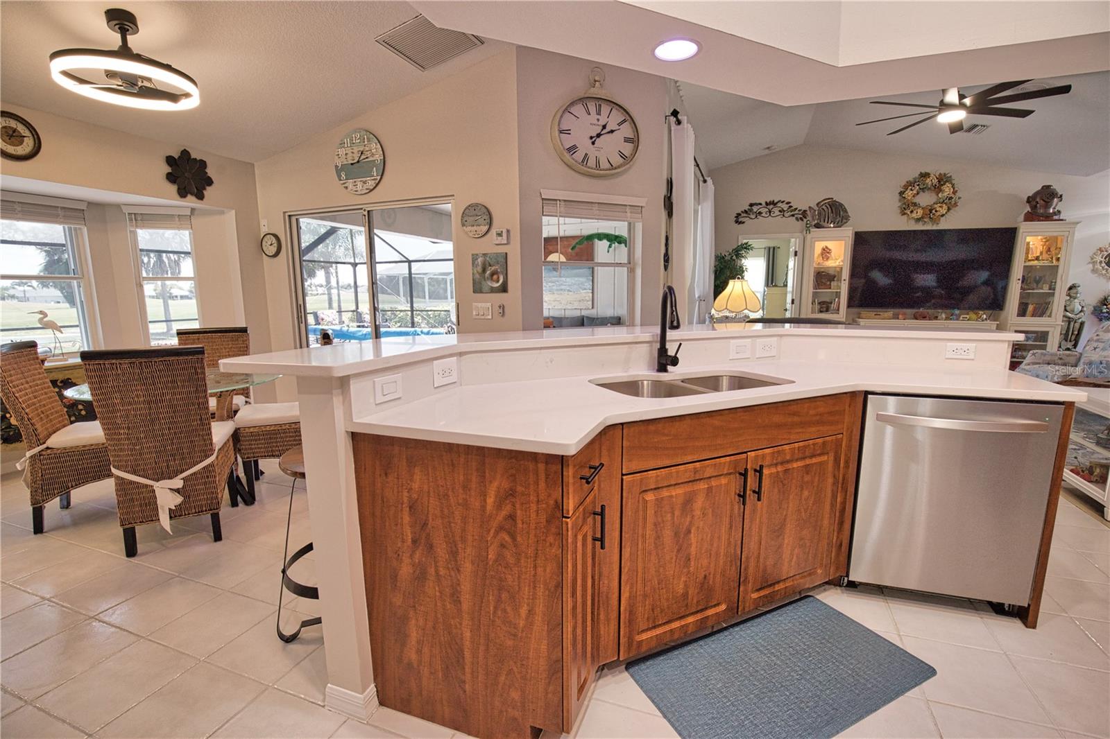 ROTONDA WEST WHITE MARSH - Residential