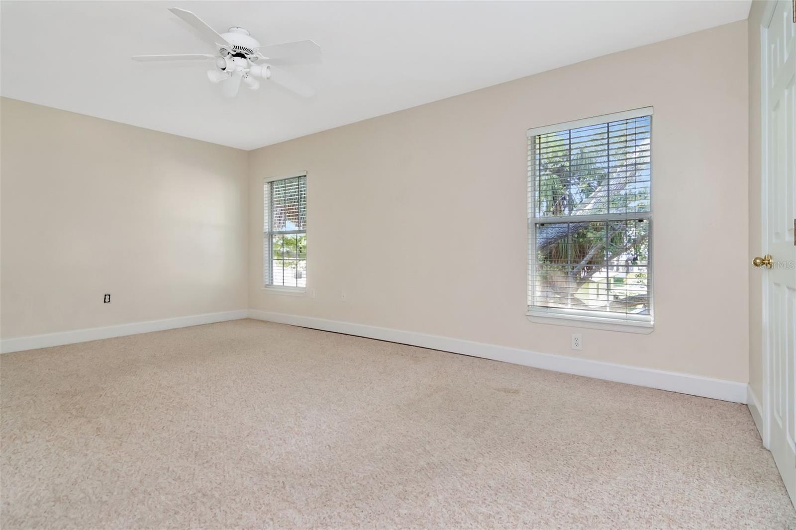 THE VILLAS OF BALLAST POINT TO - Residential