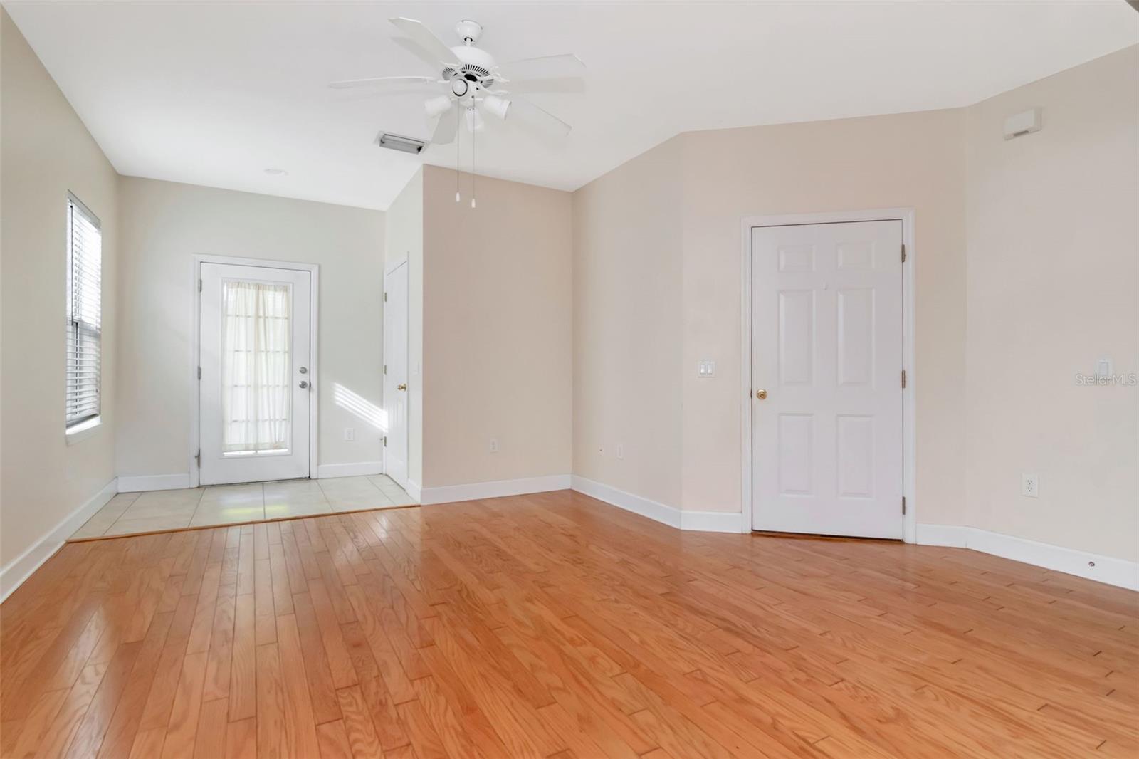 THE VILLAS OF BALLAST POINT TO - Residential