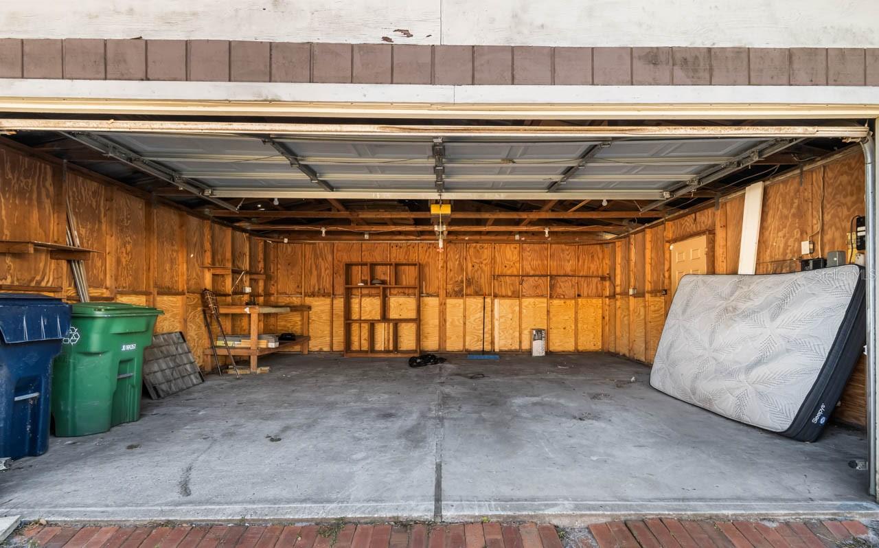 OAK KNOLL SUBDIVISION - Residential