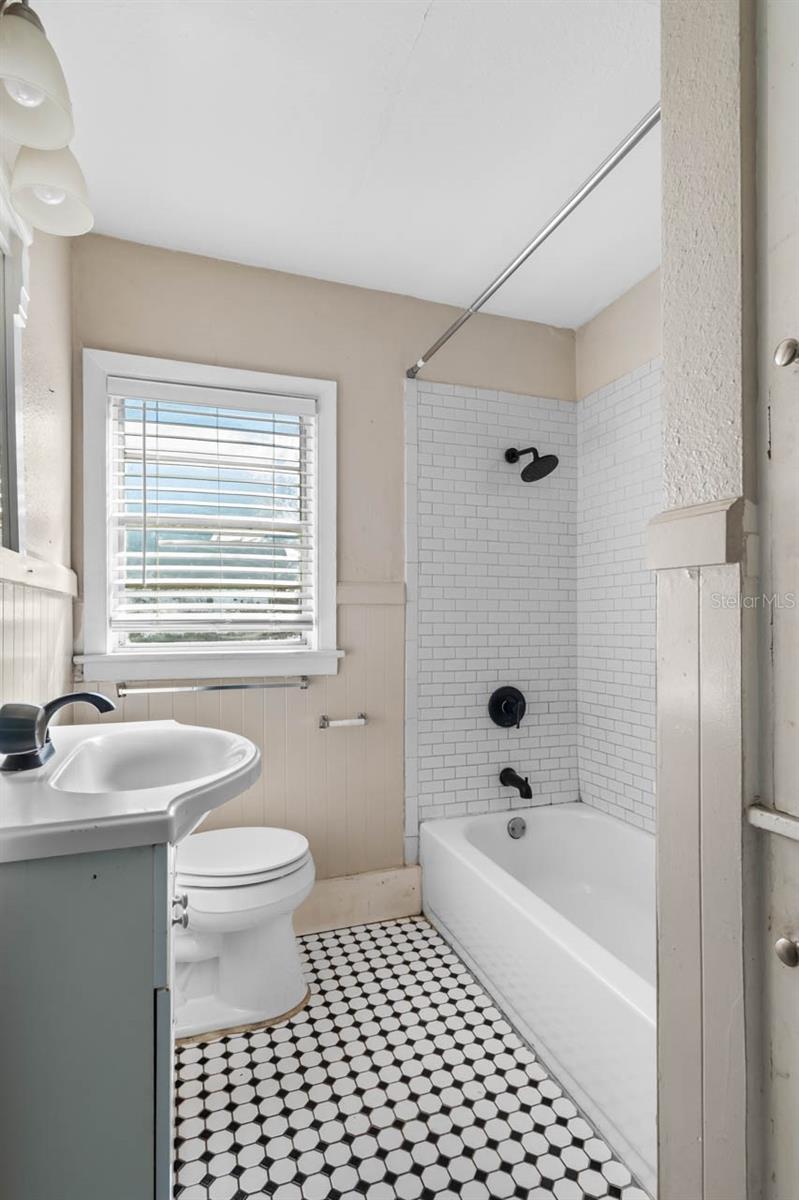 OAK KNOLL SUBDIVISION - Residential