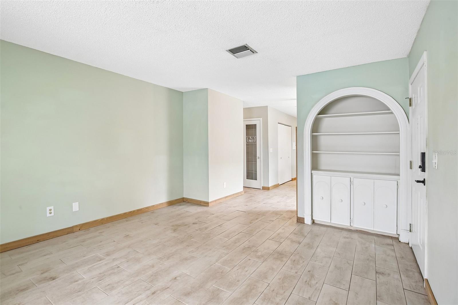 MORGANWOODS GARDEN HMS UN 1 - Residential