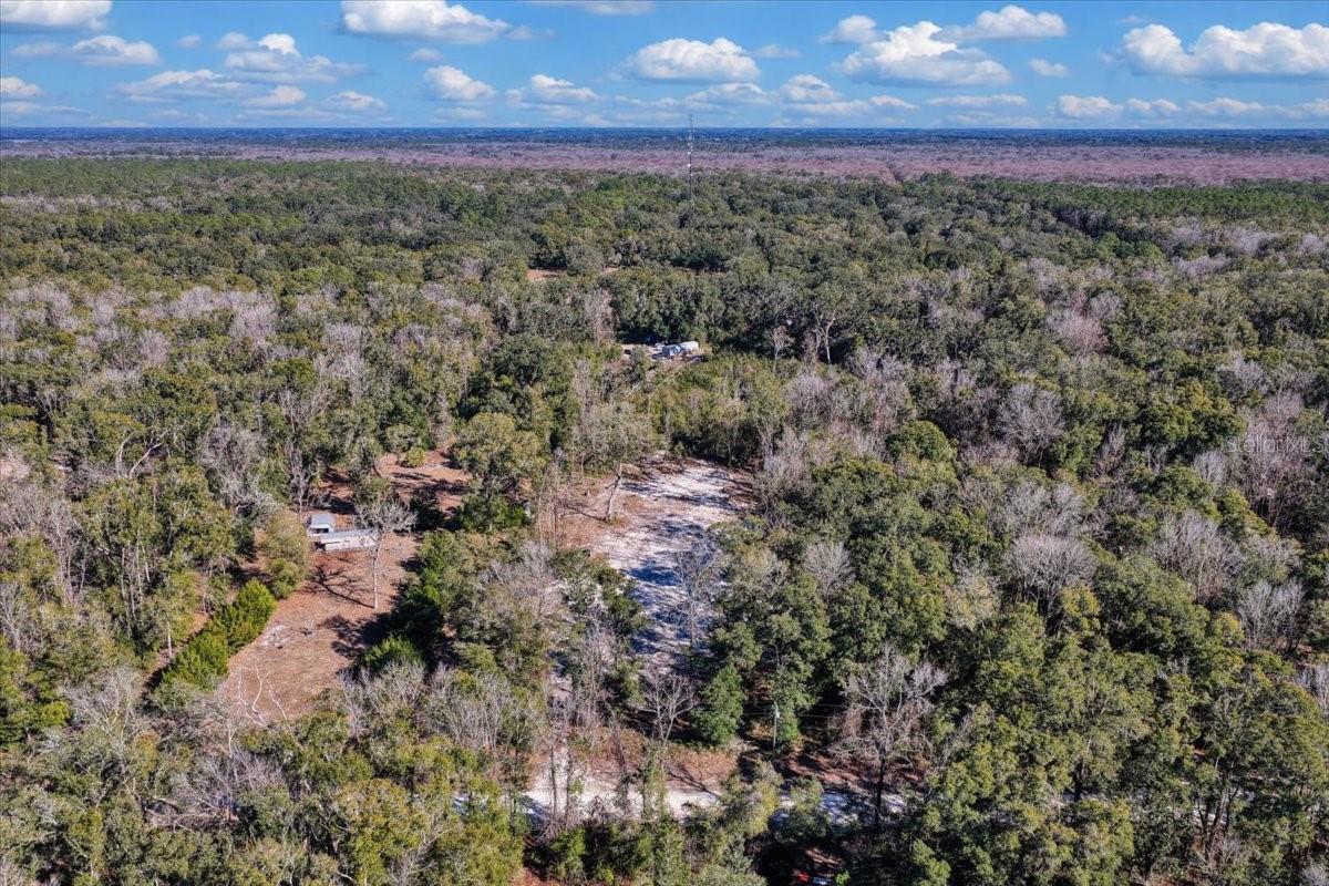 MAJESTIC OAKS - Land