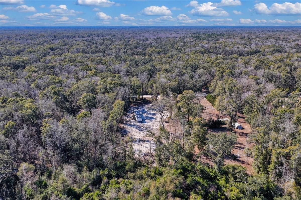 MAJESTIC OAKS - Land