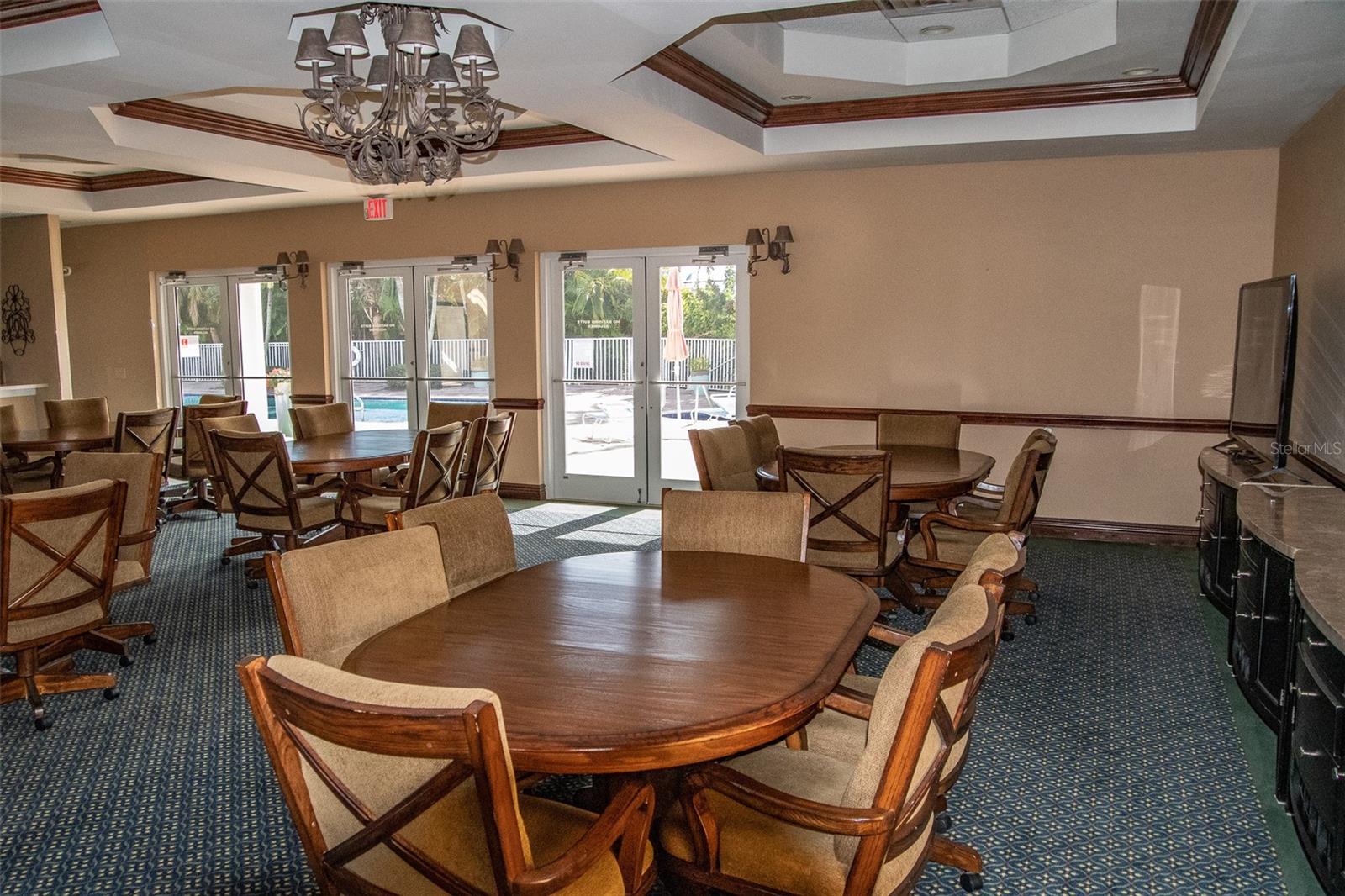 FOUNTAIN COURT BLDG 03 - Residential