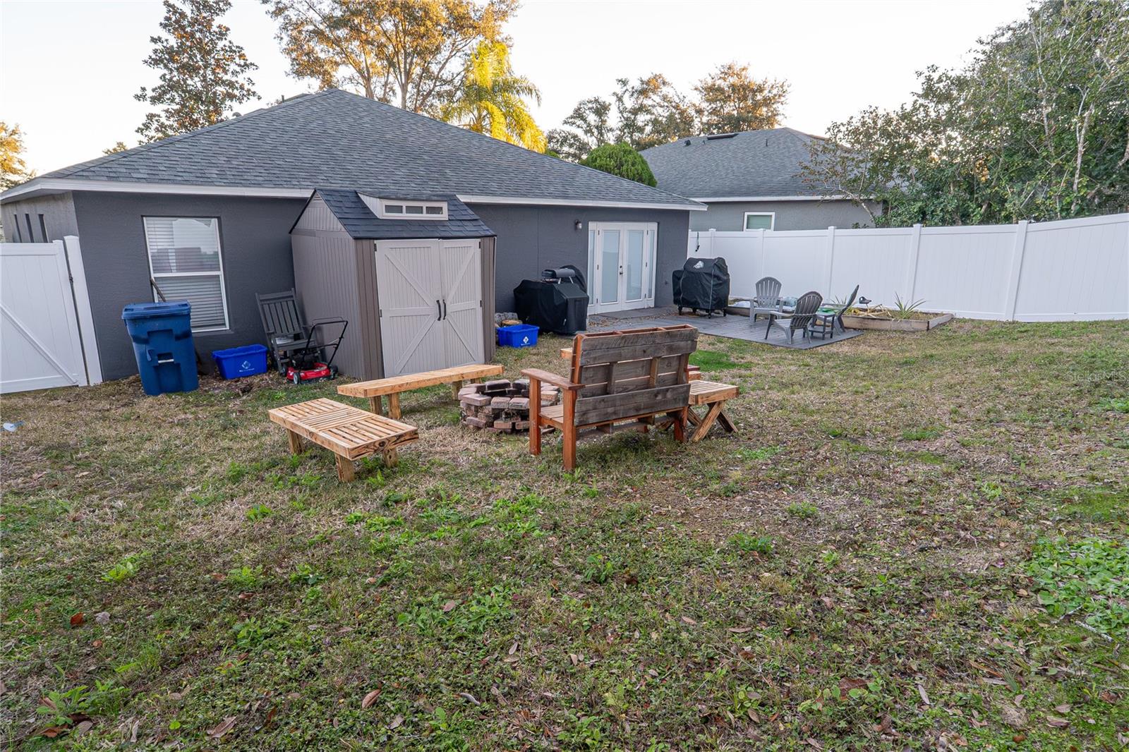 GREEN VALLEY WEST - Residential Lease