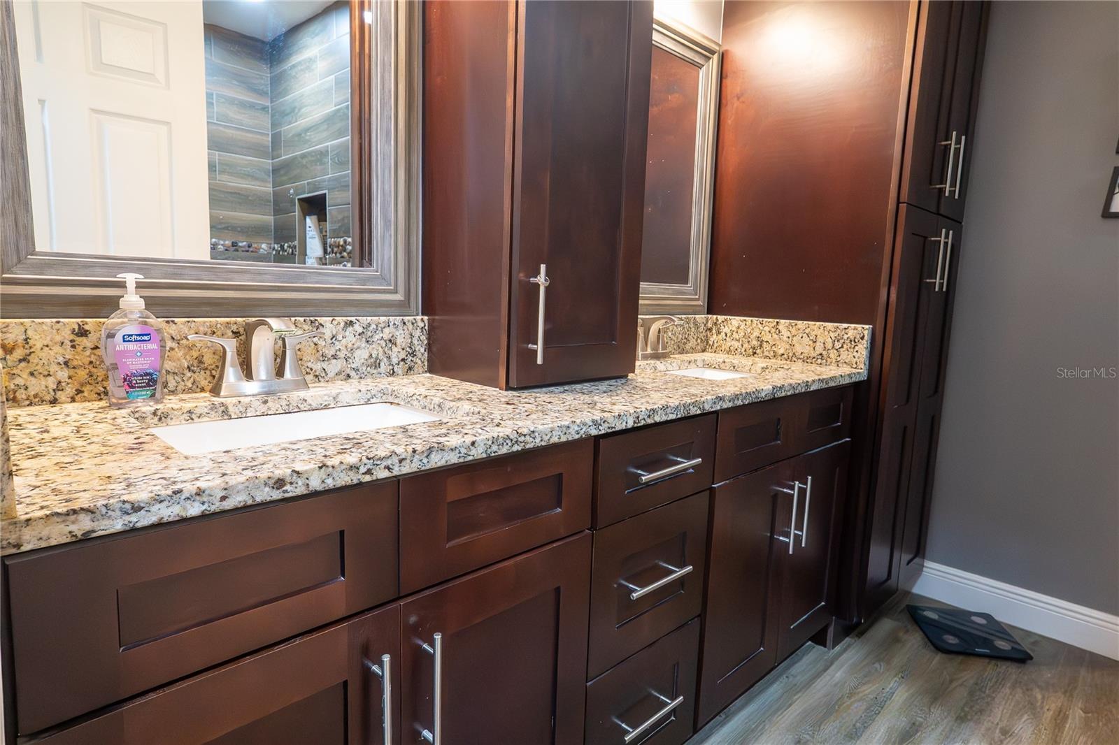 GREEN VALLEY WEST - Residential Lease