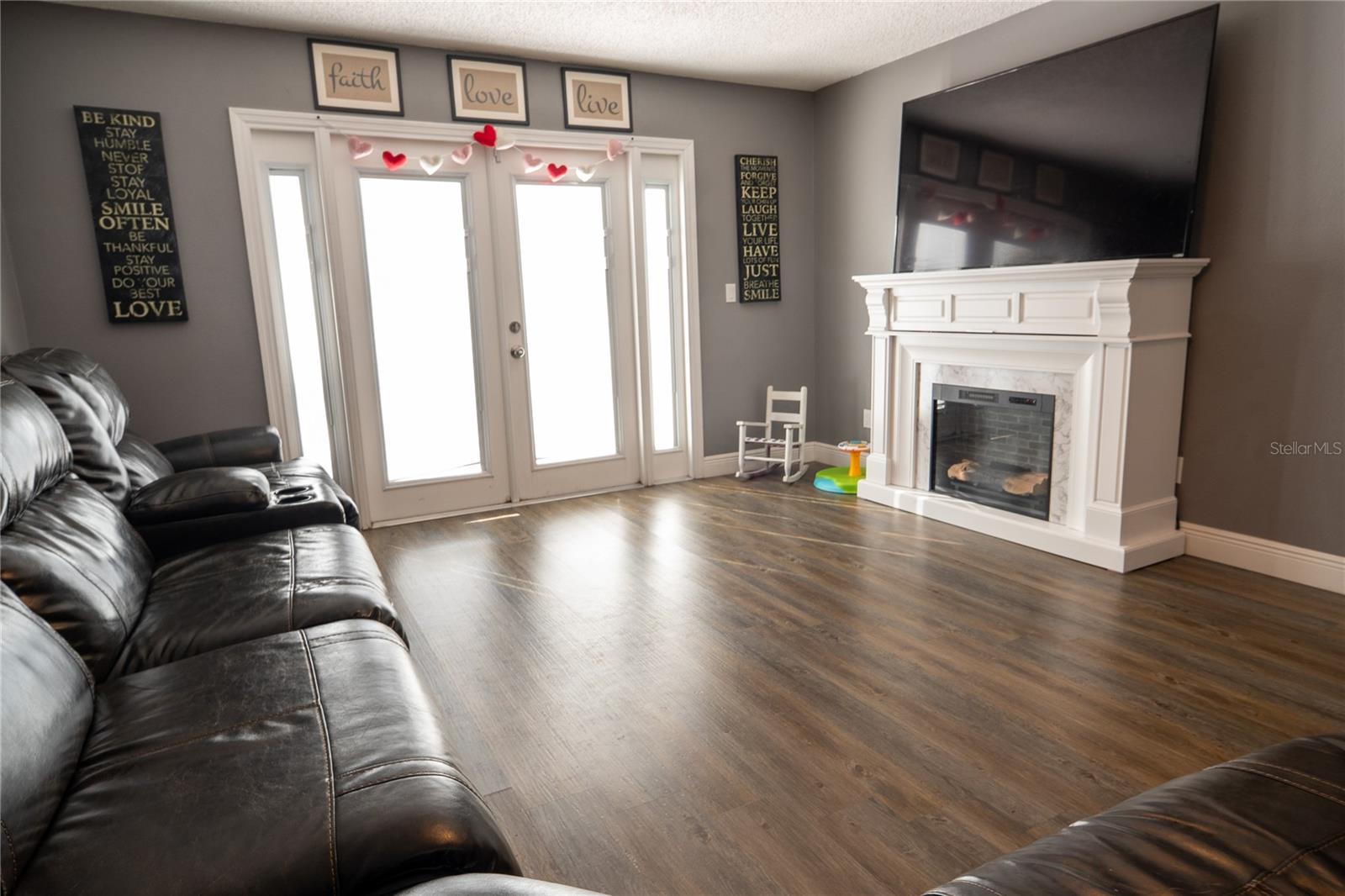 GREEN VALLEY WEST - Residential Lease