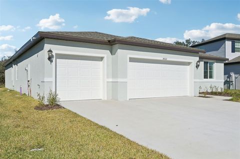 A home in PARRISH