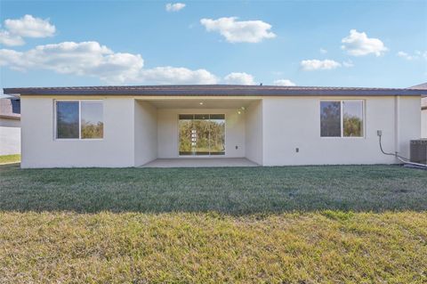 A home in PARRISH