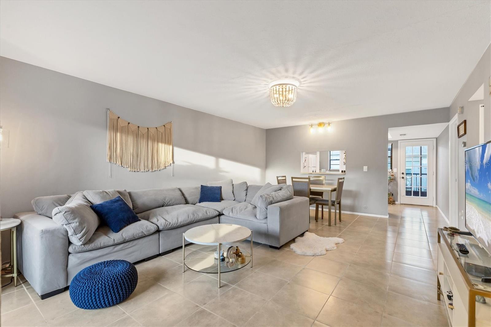 2431 BAYSHORE GARDENS PARKWAY 19