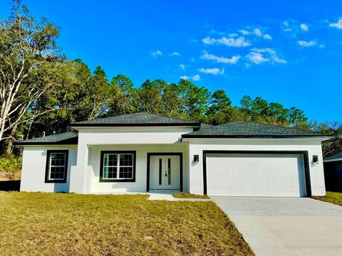 A home in DUNNELLON