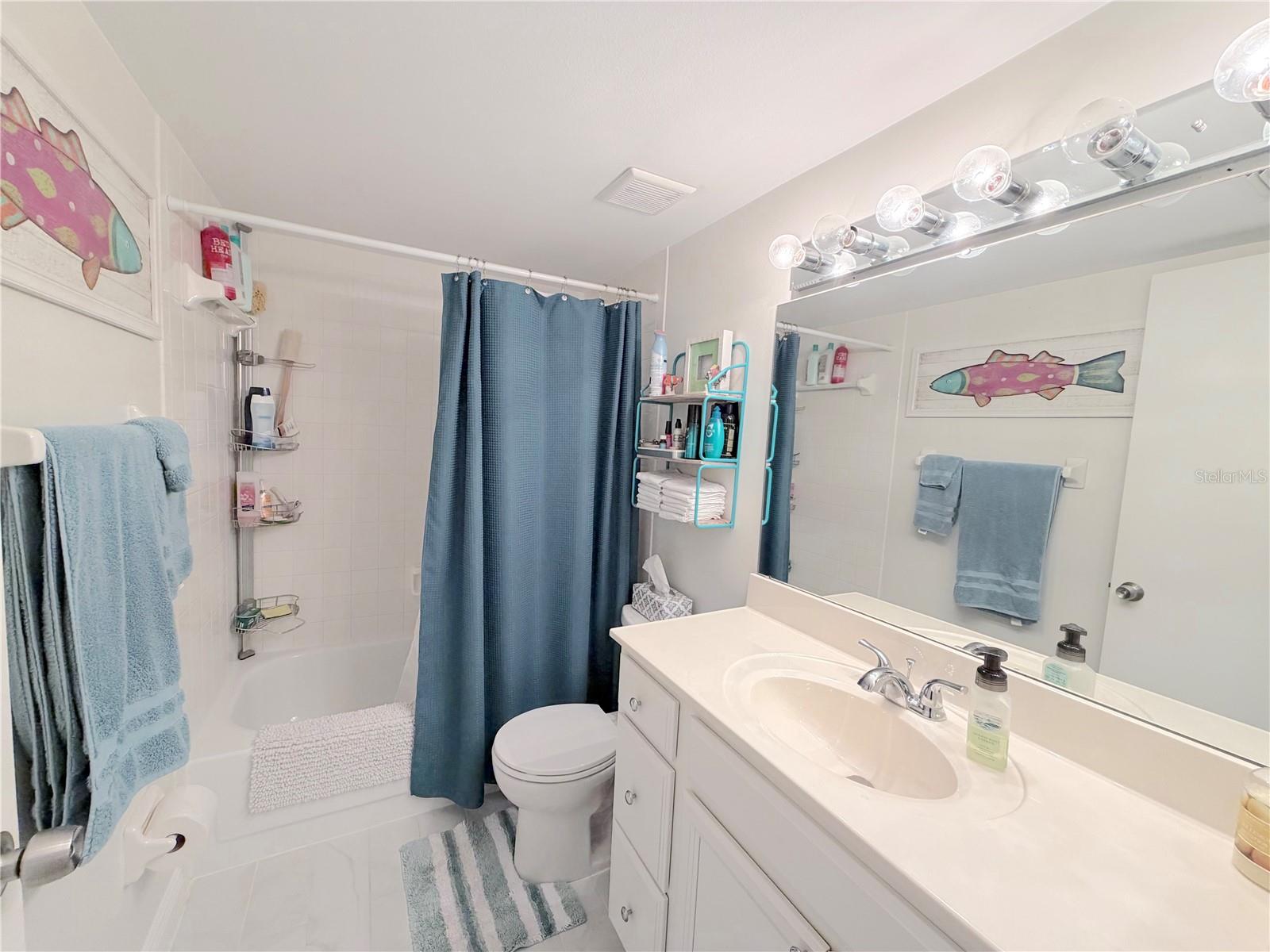 HUNTER'S GLEN CONDO - Residential