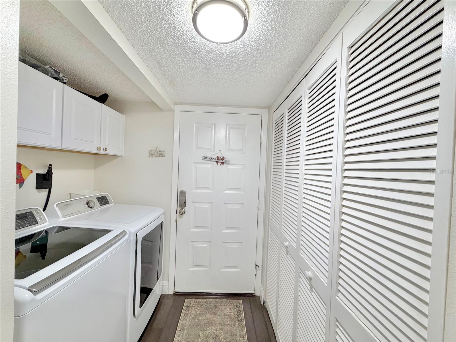 2087 HUNTERS GLEN DRIVE 112