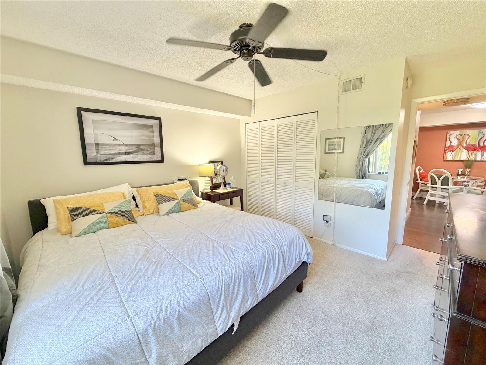 HUNTER'S GLEN CONDO - Residential