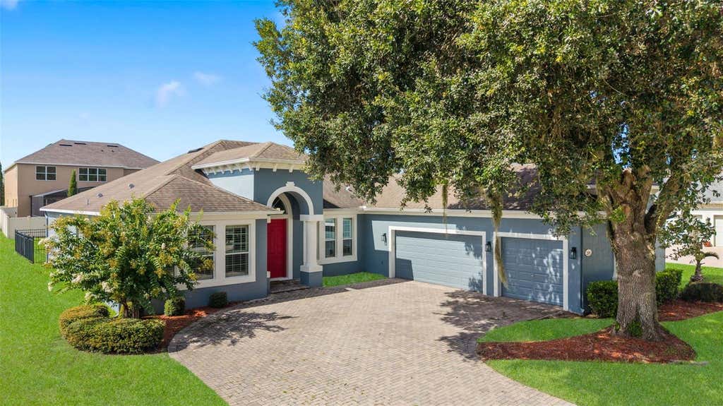 Photo of 2100 Misty Glen Drive, Apopka, FL 32712 (MLS # O6430220)