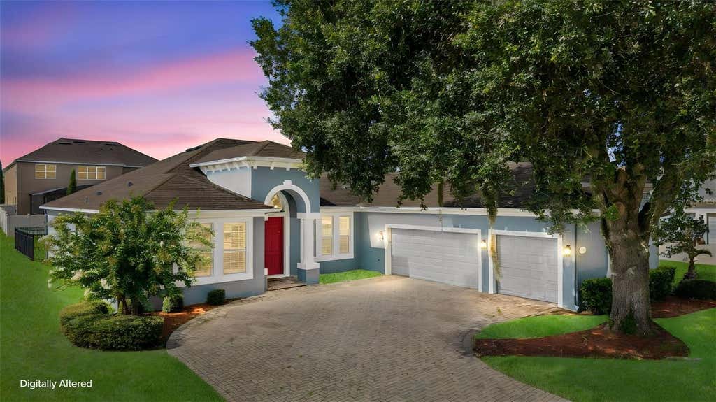 Photo of 2100 Misty Glen Drive, Apopka, FL 32712 (MLS # O6430220)