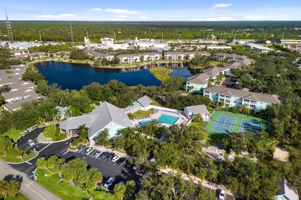 WATERS EDGE HERITAGE OAK PARK - Residential