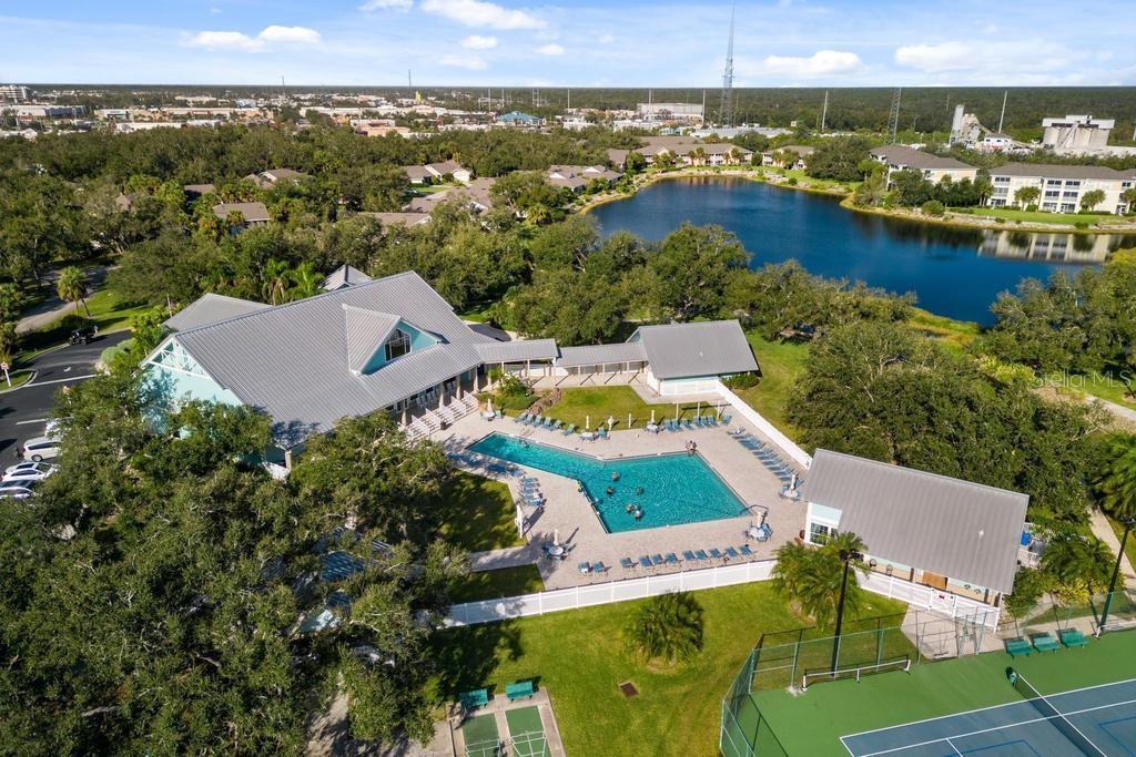 WATERS EDGE HERITAGE OAK PARK - Residential