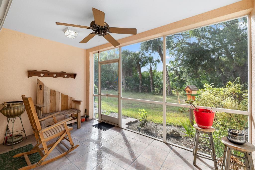 WATERS EDGE HERITAGE OAK PARK - Residential