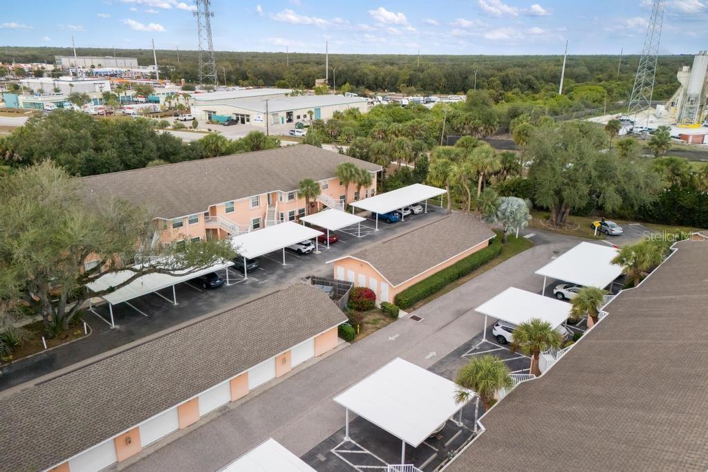 WATERS EDGE HERITAGE OAK PARK - Residential