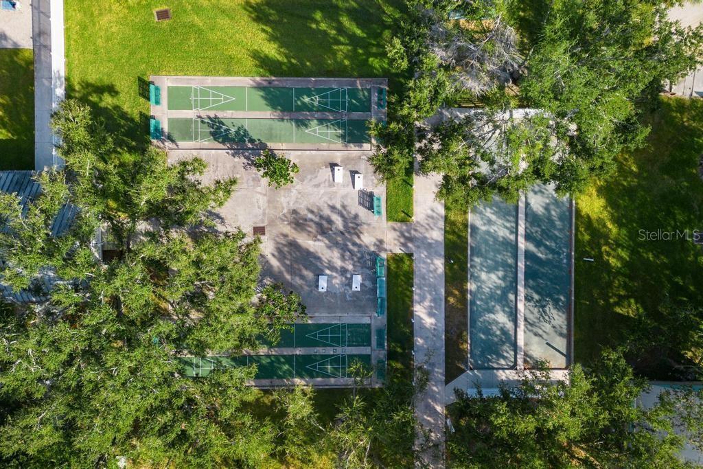 WATERS EDGE HERITAGE OAK PARK - Residential