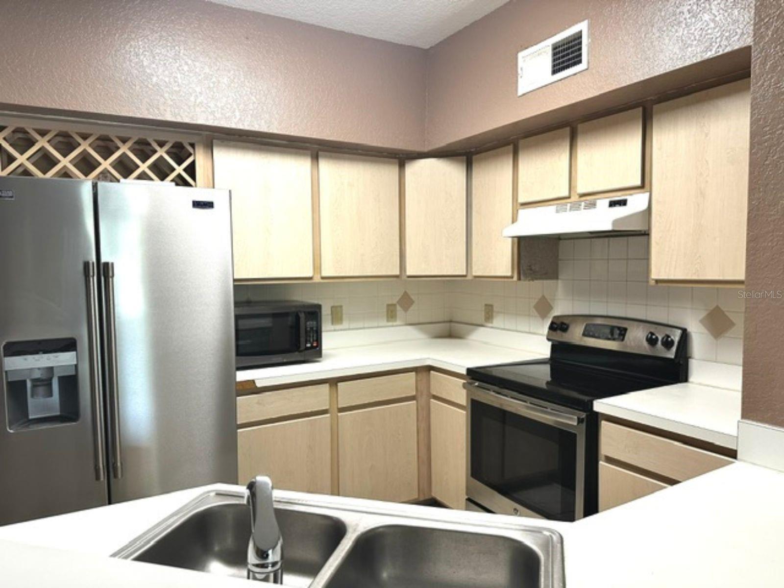 BONA VISTA CONDO - Residential