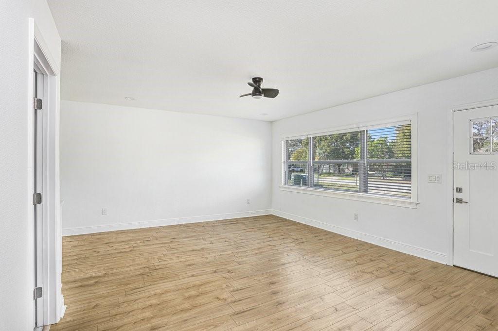 SKYCREST SUB UN 1 - Residential