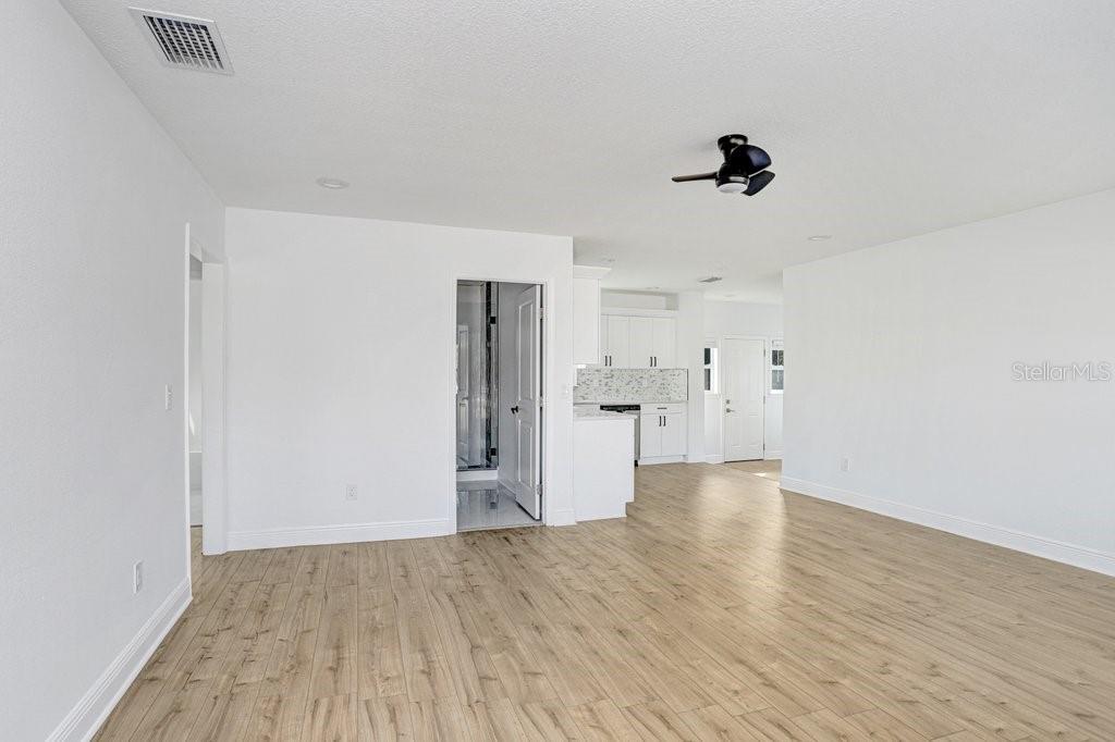 SKYCREST SUB UN 1 - Residential