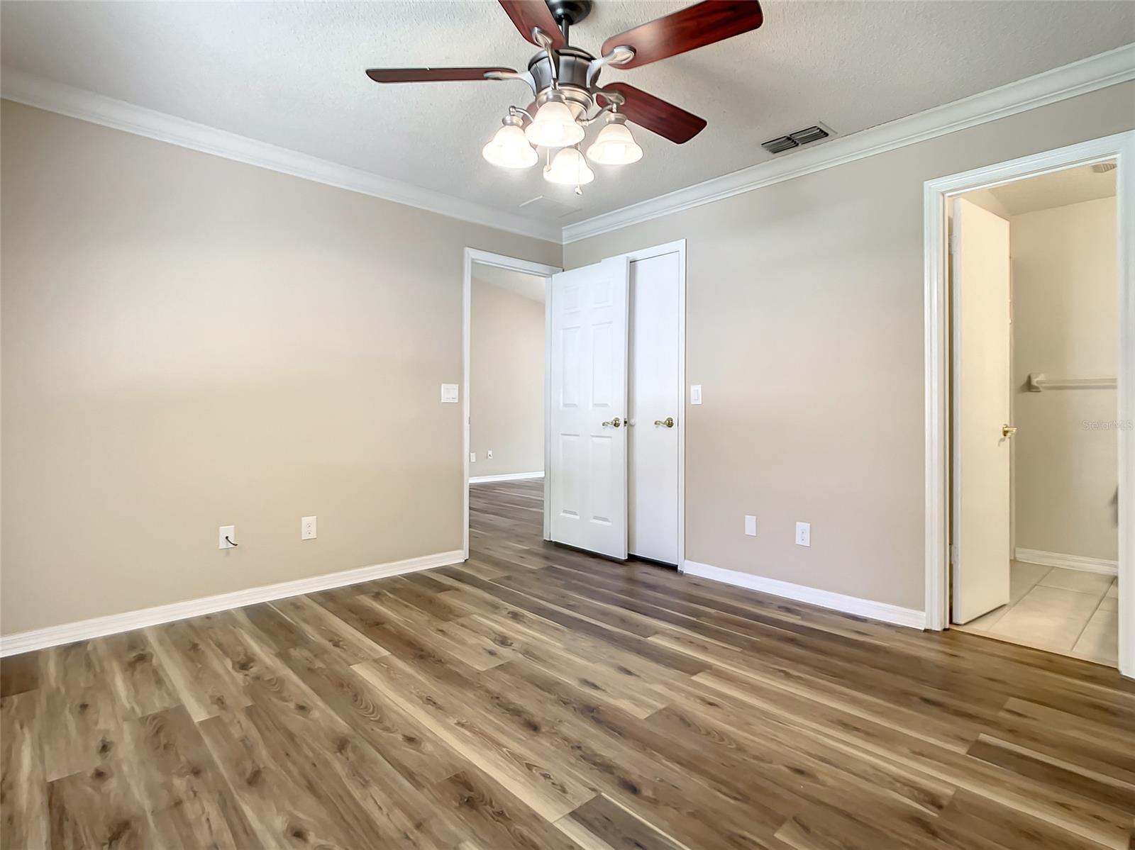 Florida Shores 01 - Residential