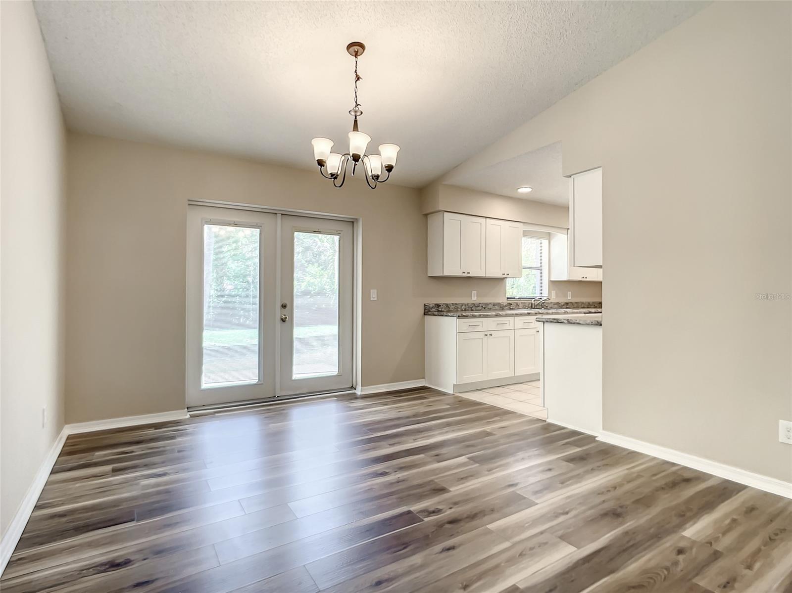 Florida Shores 01 - Residential