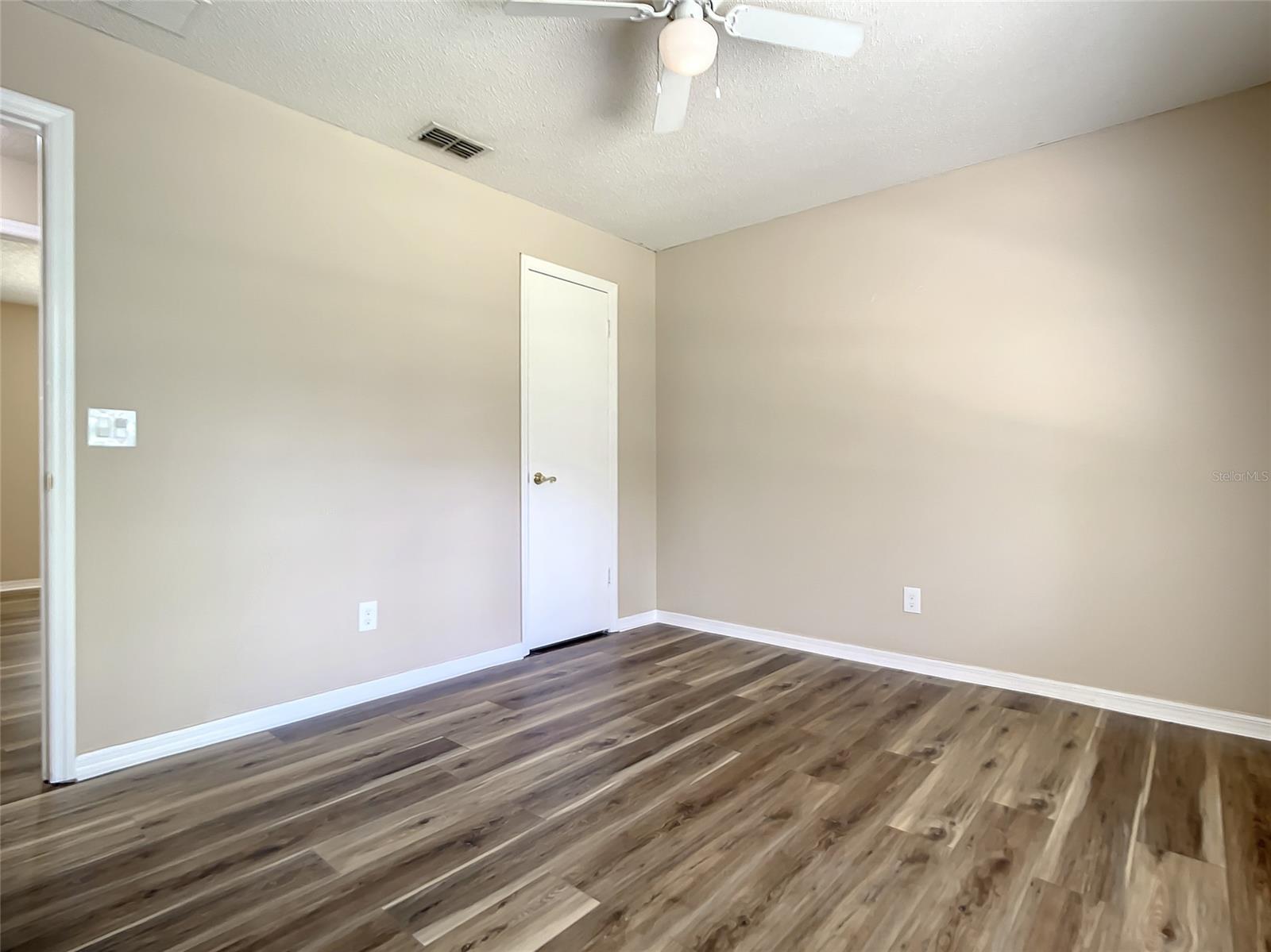 Florida Shores 01 - Residential