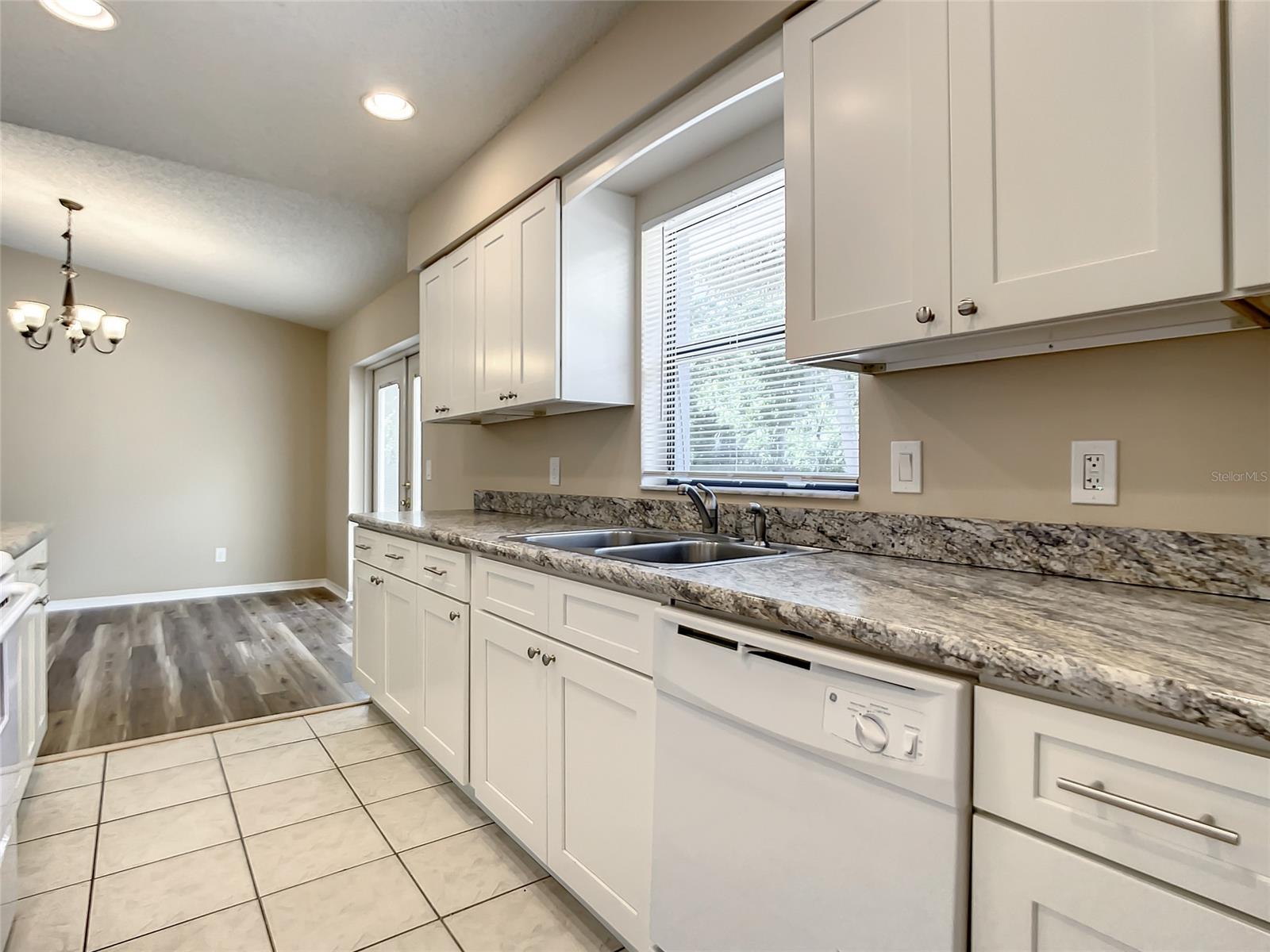 Florida Shores 01 - Residential