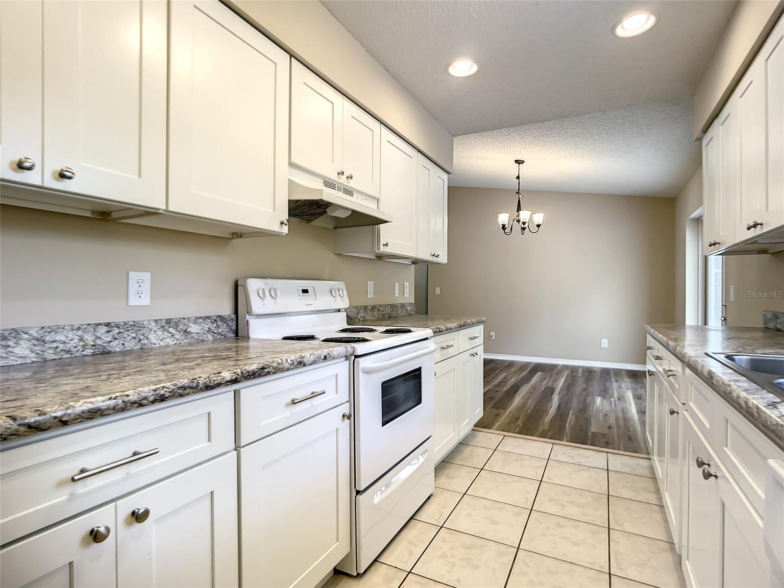 Florida Shores 01 - Residential