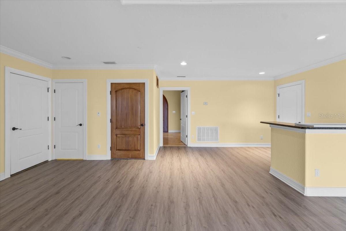 RIO VILLA - Residential Lease