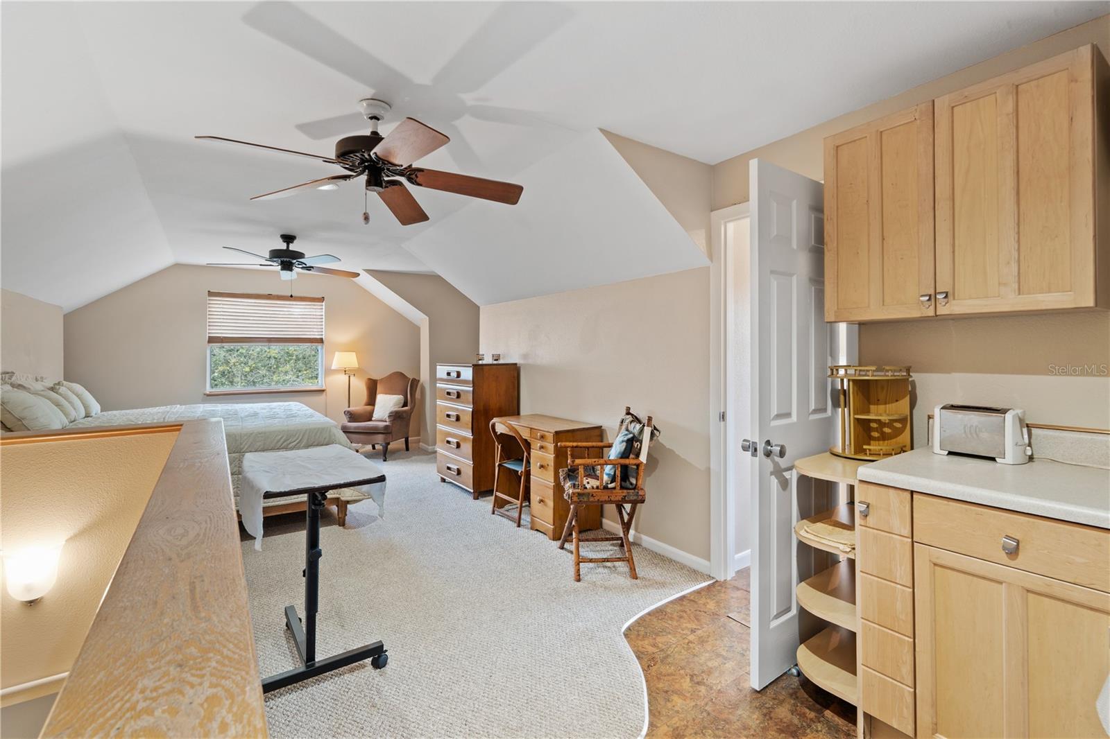 MAGNOLIA HILL - Residential