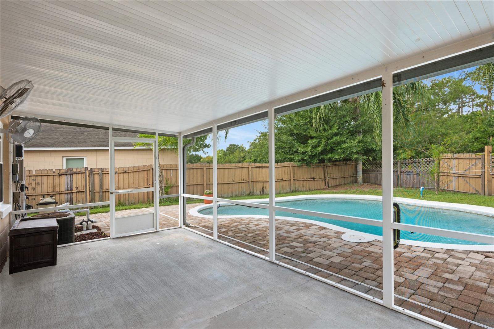 ALAFAYA WOODS - Residential