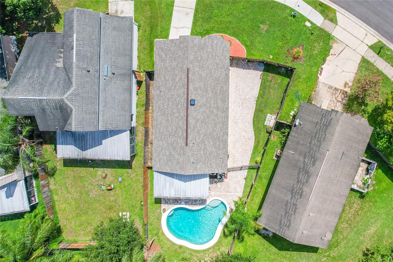 ALAFAYA WOODS - Residential
