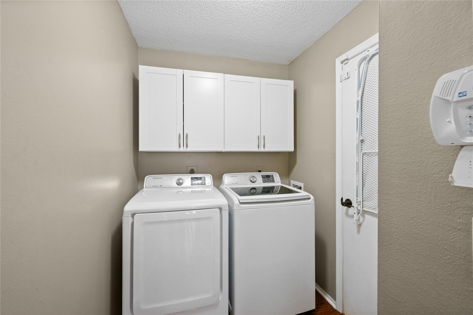 ALAFAYA WOODS - Residential