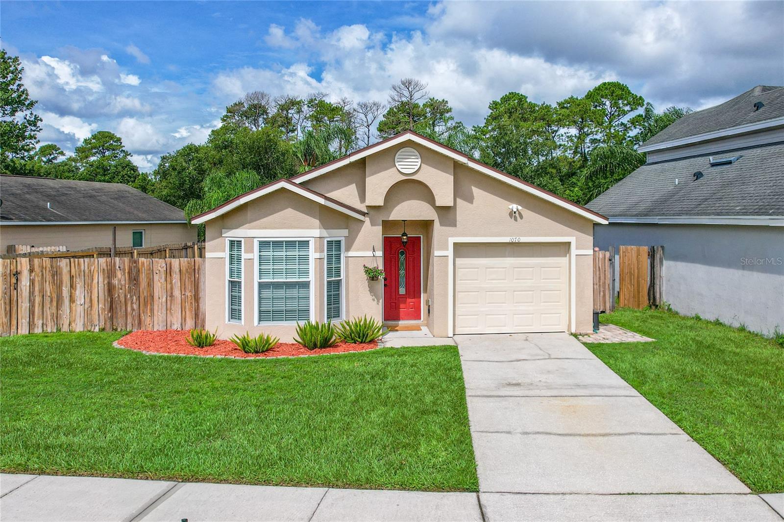ALAFAYA WOODS - Residential