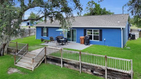 Tiny photo for 20 Malauka Circle, Ocklawaha, FL 32179 (MLS # G5112578)