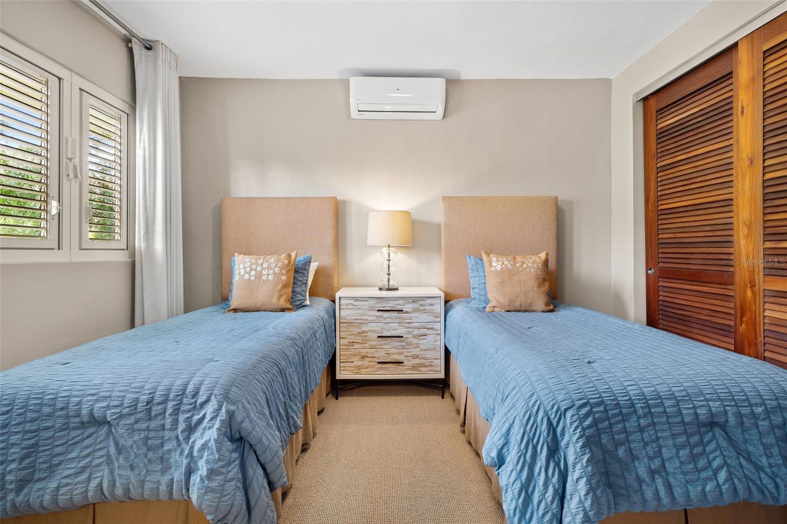 DORADO BEACH EAST - Residential