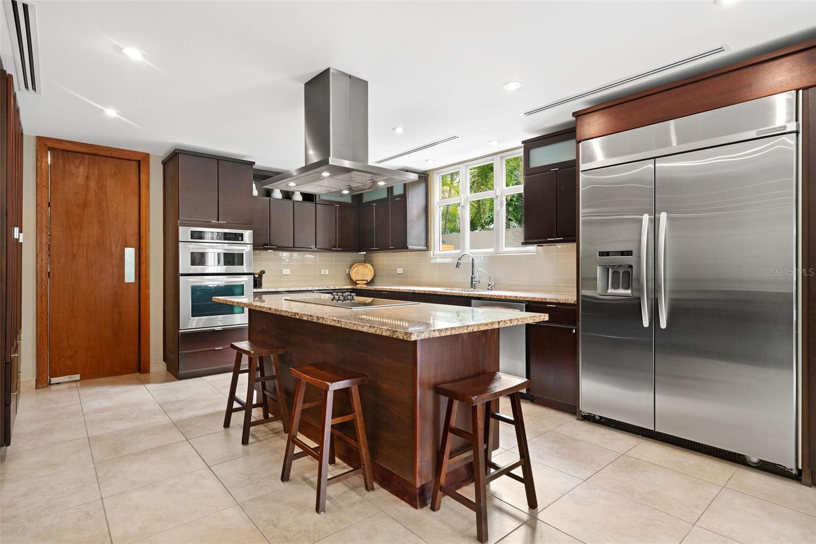 DORADO BEACH EAST - Residential