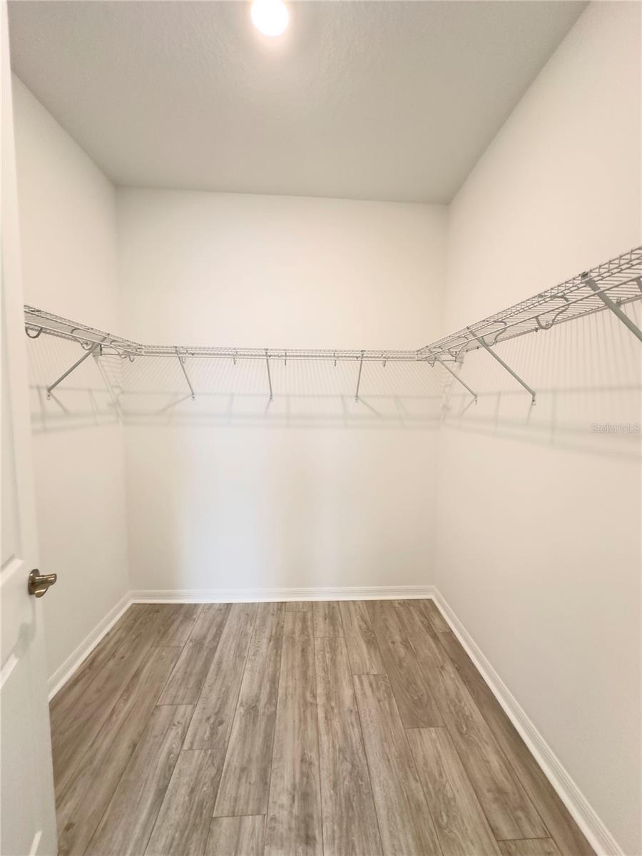 SWEETWATER AT LAKEWOOD RANCH PH I & II - Residential Lease