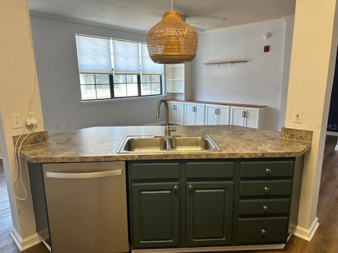 UPTOWN PLACE CONDO - Residential